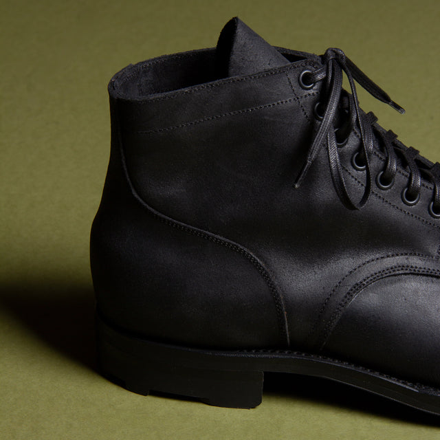 Service Boot 2040 - Black Waxy Commander