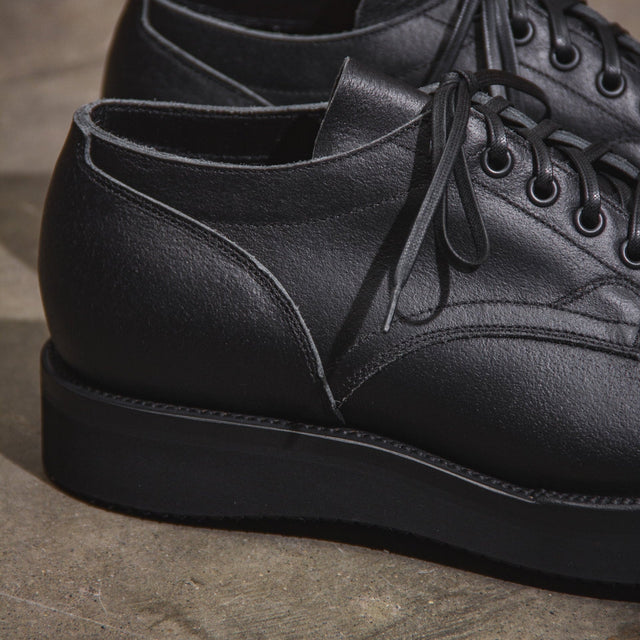 145 Oxford - Black Waxed Flesh - VIBERG