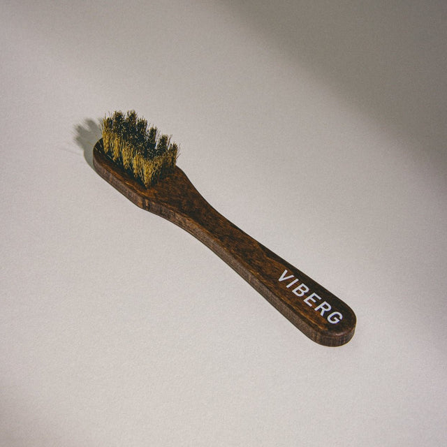 Brush with Brass Bristles - VIBERG
