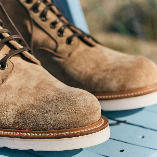 Scout - Peanut Papillon Calf Suede - VIBERG