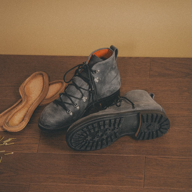 Hiker - Charcoal Waxy Commander - VIBERG