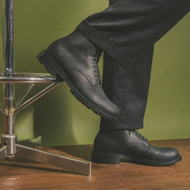 Navvy™ Boot - Black Waxy Commander - VIBERG