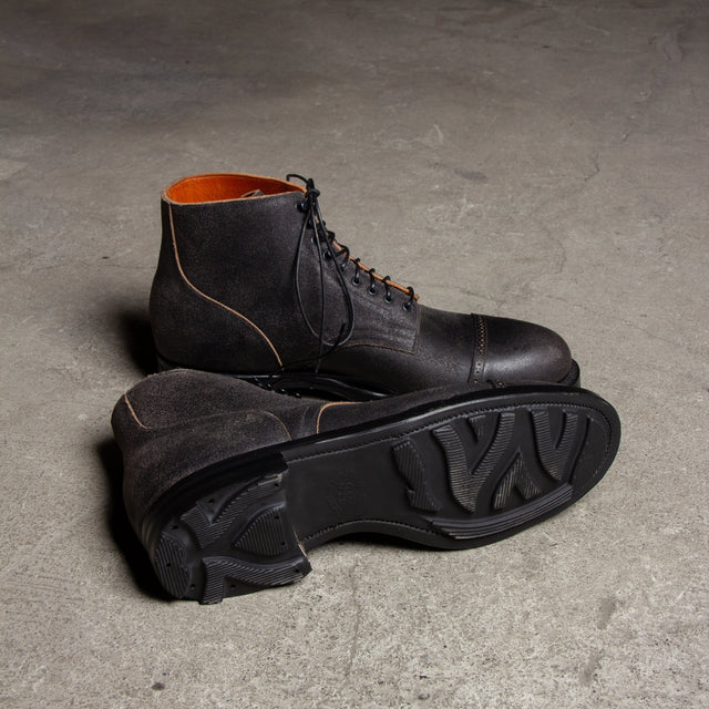 Service Boot® BCT - Black Washed Waxed Flesh - VIBERG